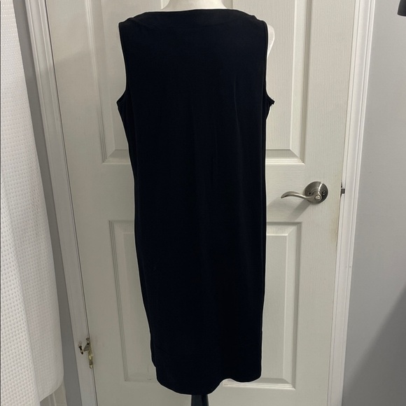 ZOE Color Block Sleeveless Shift Dress Grommet Neck  Black & WhiteSize L - Picture 4 of 9